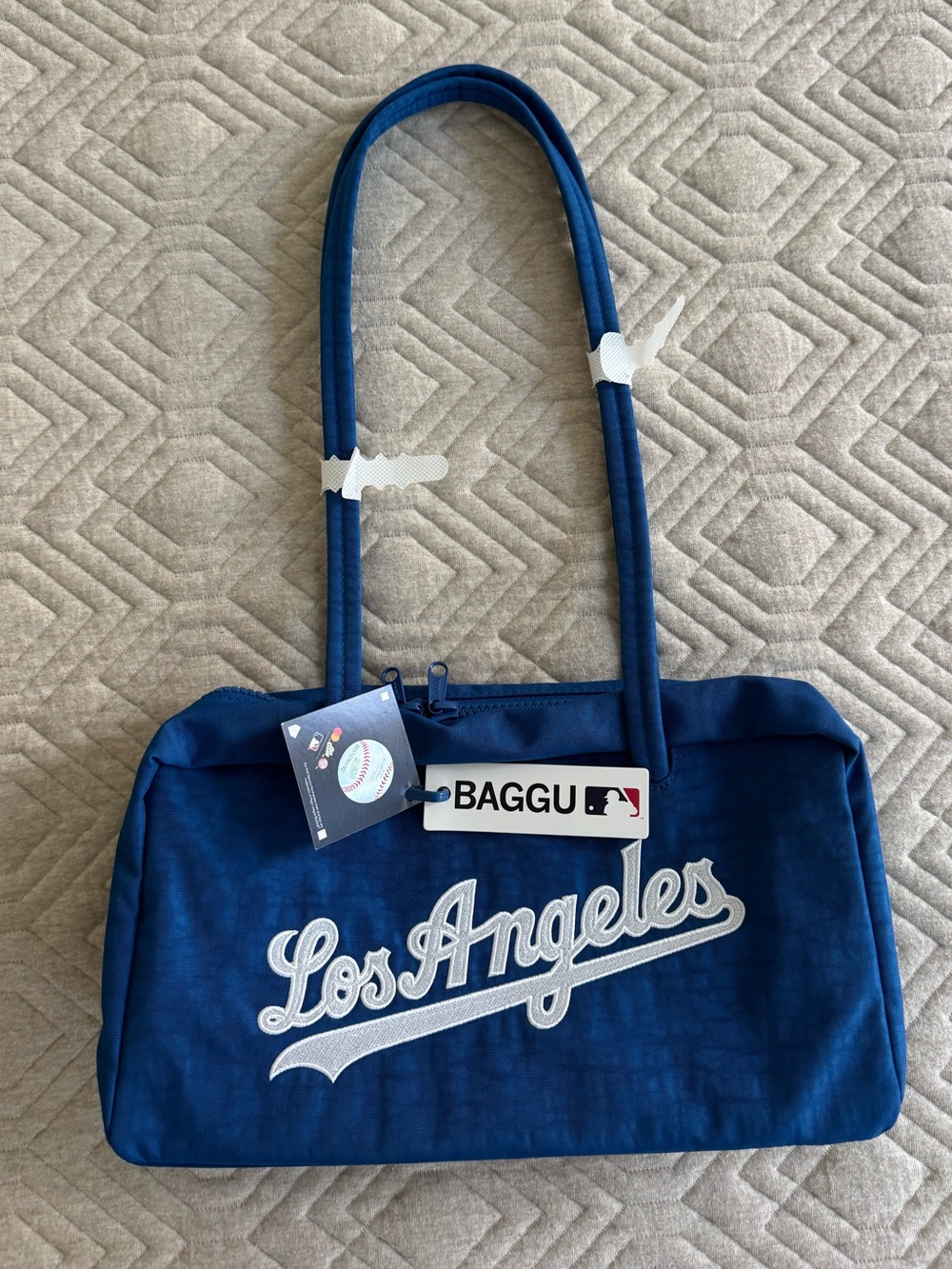 BAGGU Los Angeles Dodgers Blue Bowler Shoulder Bag